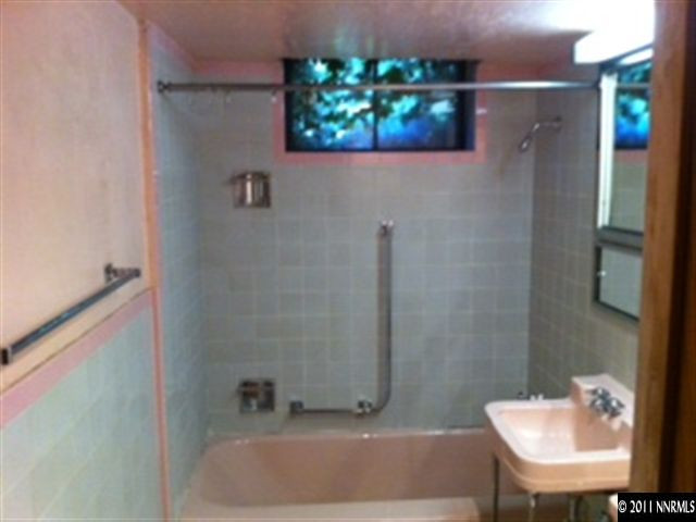 1645 Wesley Drive Reno, NV 89503 - Photo 7 of 13 Photo 7