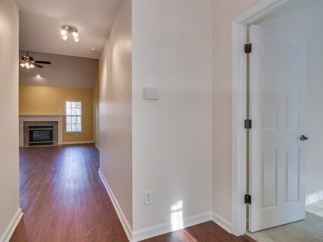 490 Granite Point Martinez, GA 30907 - Photo 4 of 36 Gallery Image 4