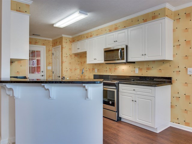 490 Granite Point Martinez, GA 30907 - Photo 9 of 36 Gallery Image 9