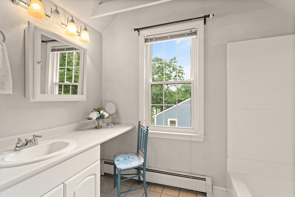 38 Concord Road Chelmsford, MA 01824 - Photo 17 of 22 Gallery Image 17