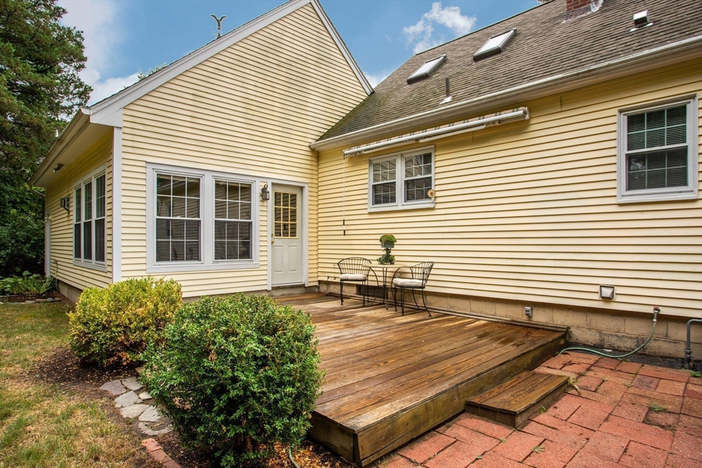 38 Concord Road Chelmsford, MA 01824 - Photo 19 of 22 Gallery Image 19