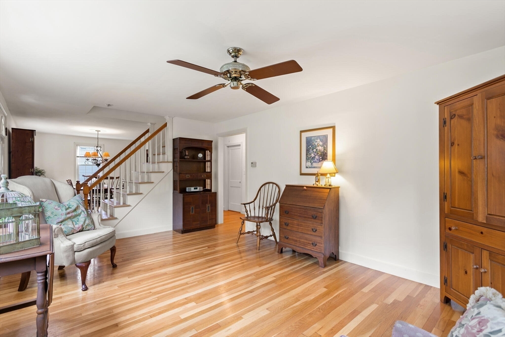 38 Concord Road Chelmsford, MA 01824 - Photo 6 of 22 Gallery Image 6