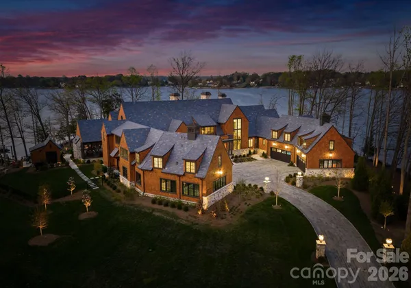 $18,999,000 | 20221 Regatta Island Drive, Cornelius, NC 28031
