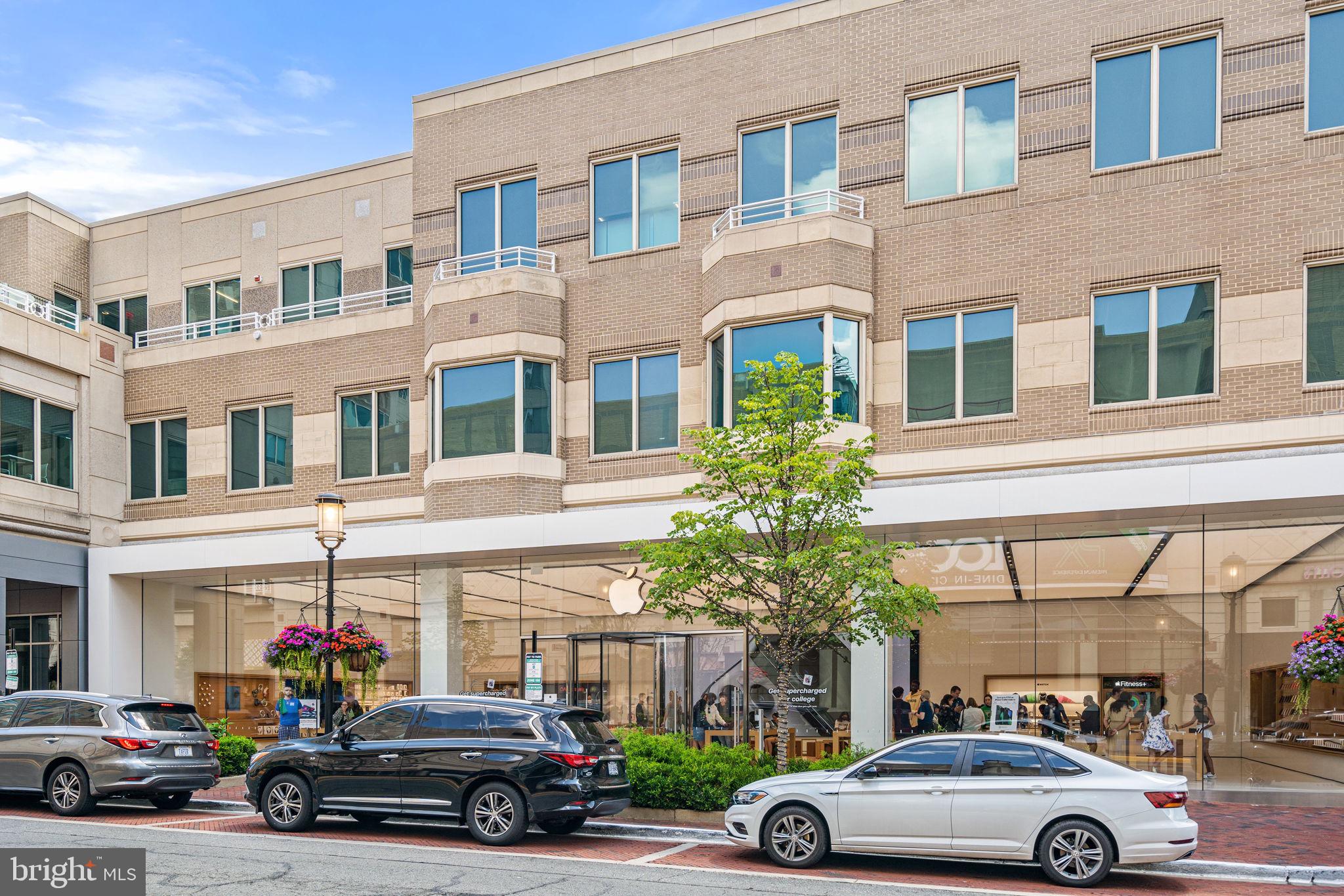 12001 Market Street, Unit 263 Reston, VA 20190 - Photo 34 of 36