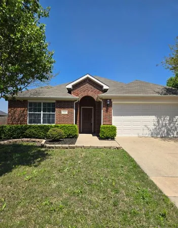 $1,850 | 512 Cookston Lane, Royse City, TX 75189