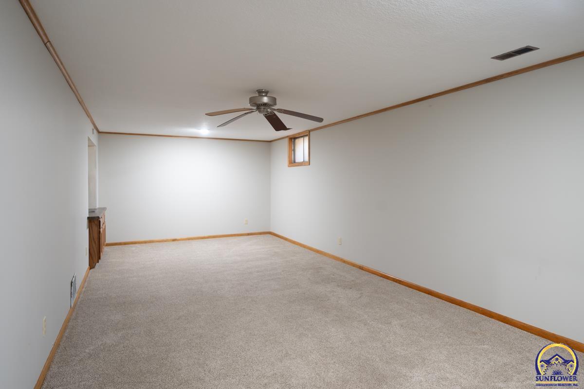 3036 Southwest Randolph Avenue Topeka, KS 66611 - Photo 26 of 27