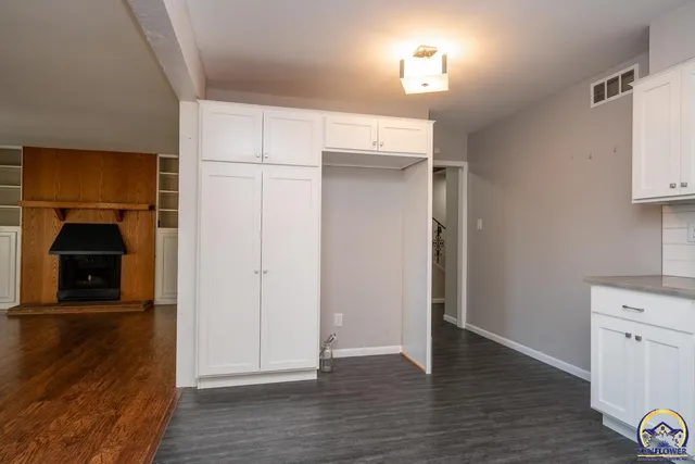 $225,000 | 3036 Southwest Randolph Avenue, Topeka, KS 66611