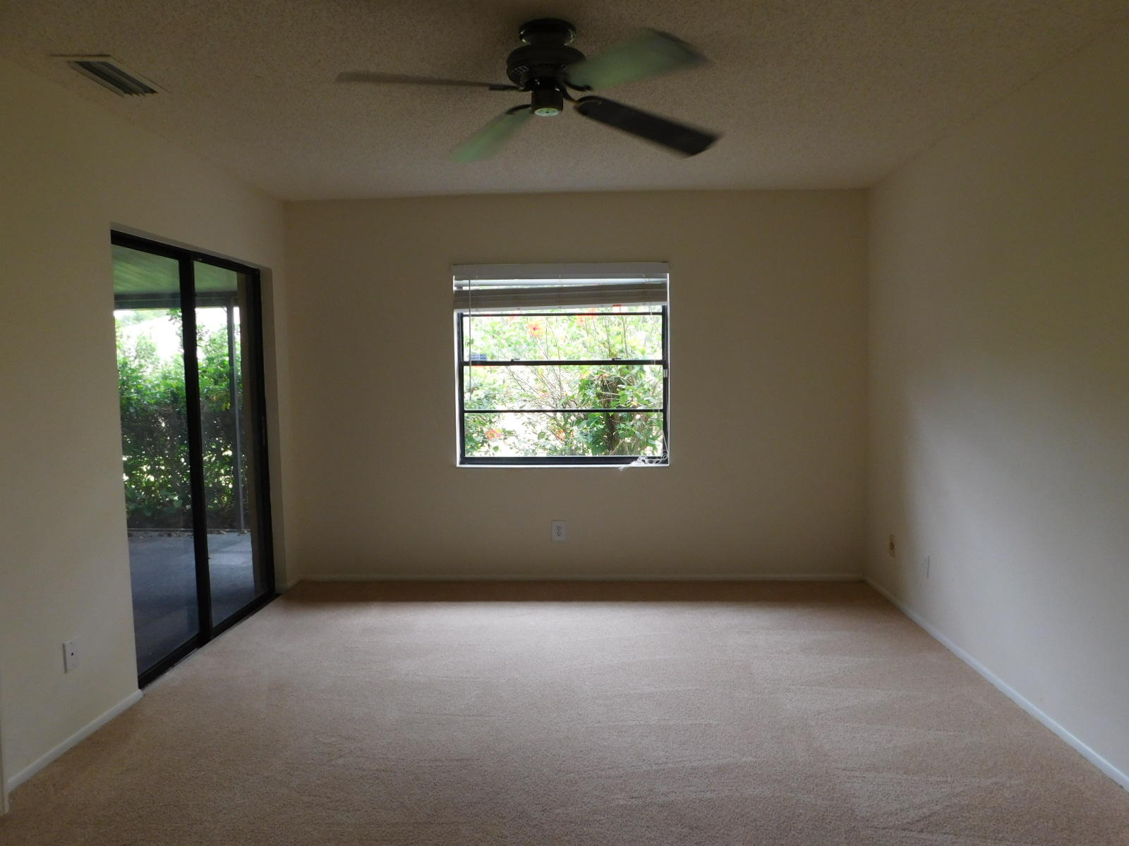 6022 Indrio Road, Unit G5 Fort Pierce, FL 34951 - Photo 6 of 13 DSCN1539