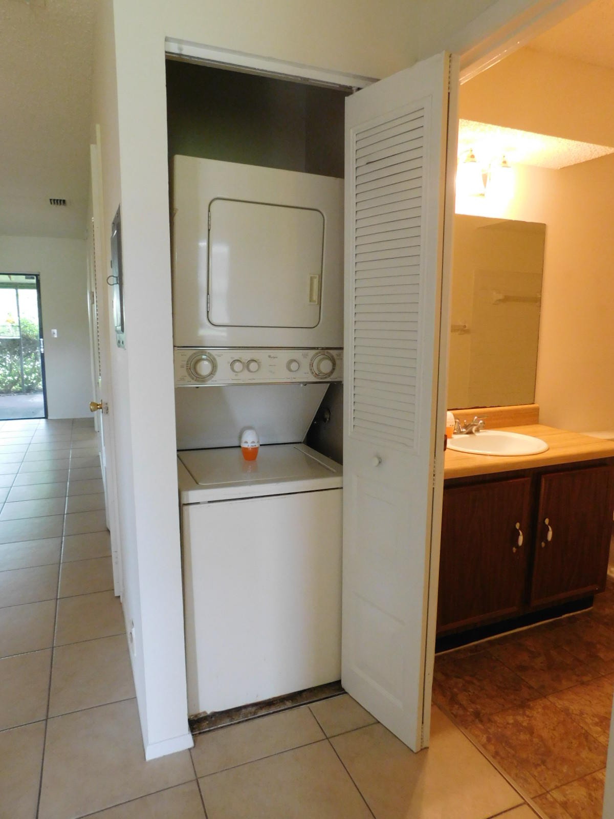 6022 Indrio Road, Unit G5 Fort Pierce, FL 34951 - Photo 9 of 13 DSCN1541