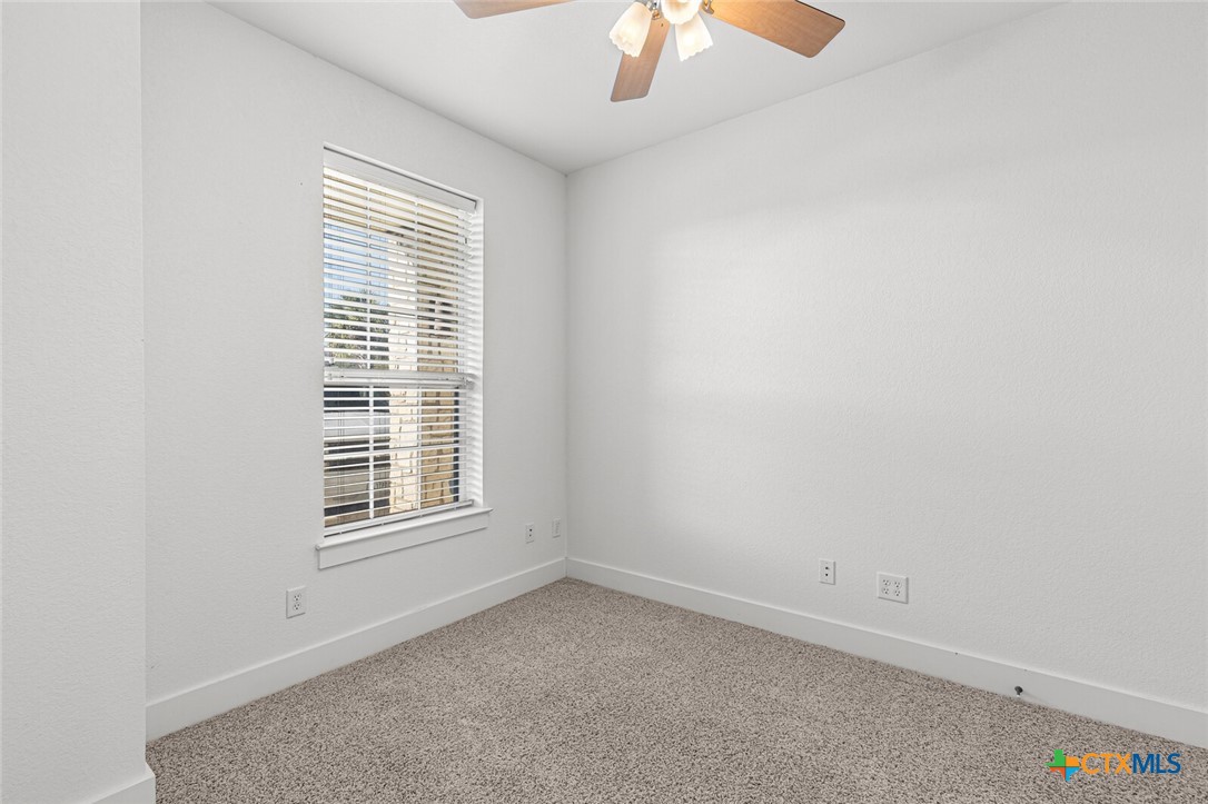 130 Sobrante Road, Unit 112 Belton, TX 76513 - Photo 28 of 48 an empty room with a window