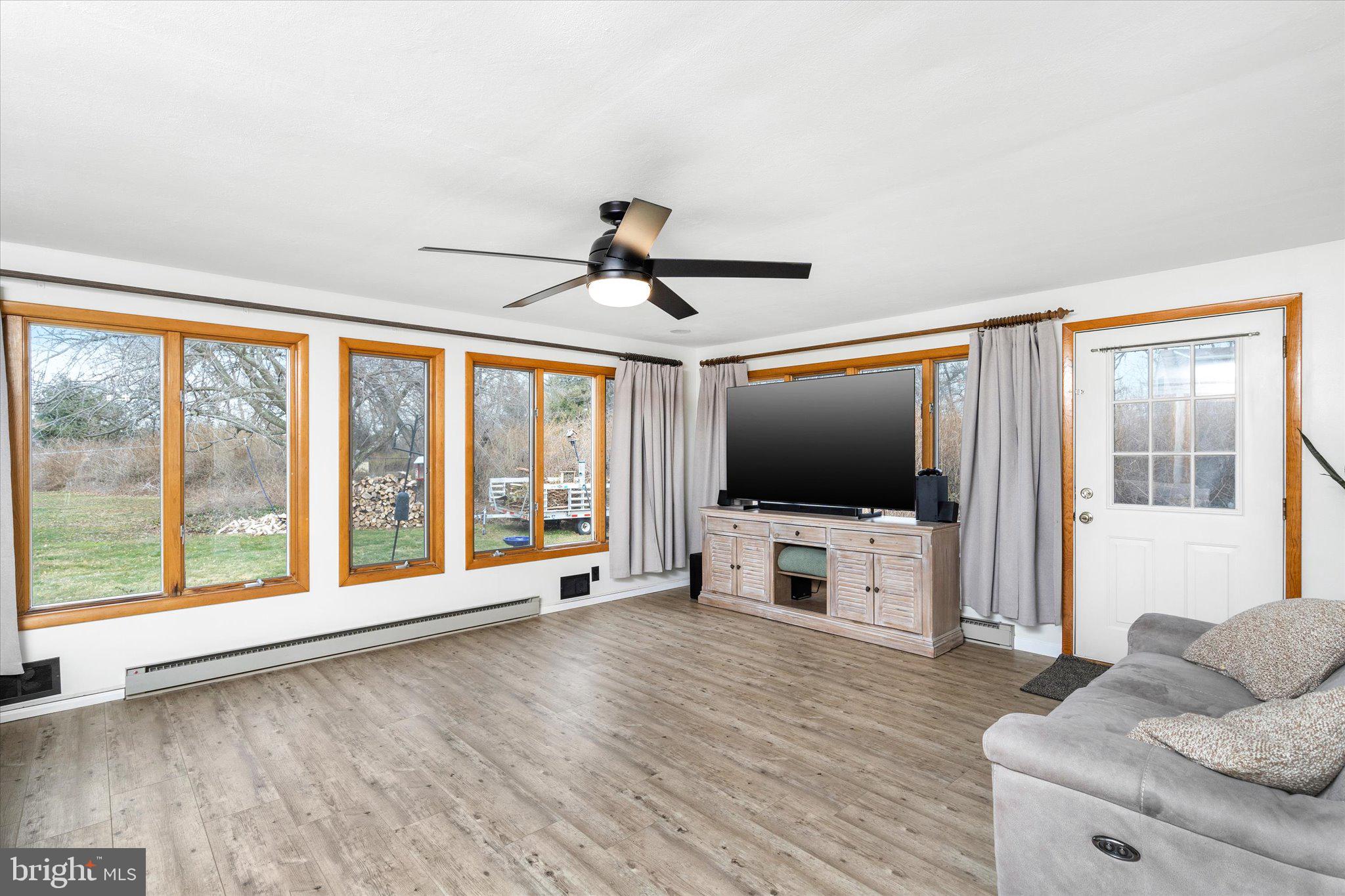 207 Sharon Road Robbinsville, NJ 08691 - Photo 16 of 35 Gallery Image 16