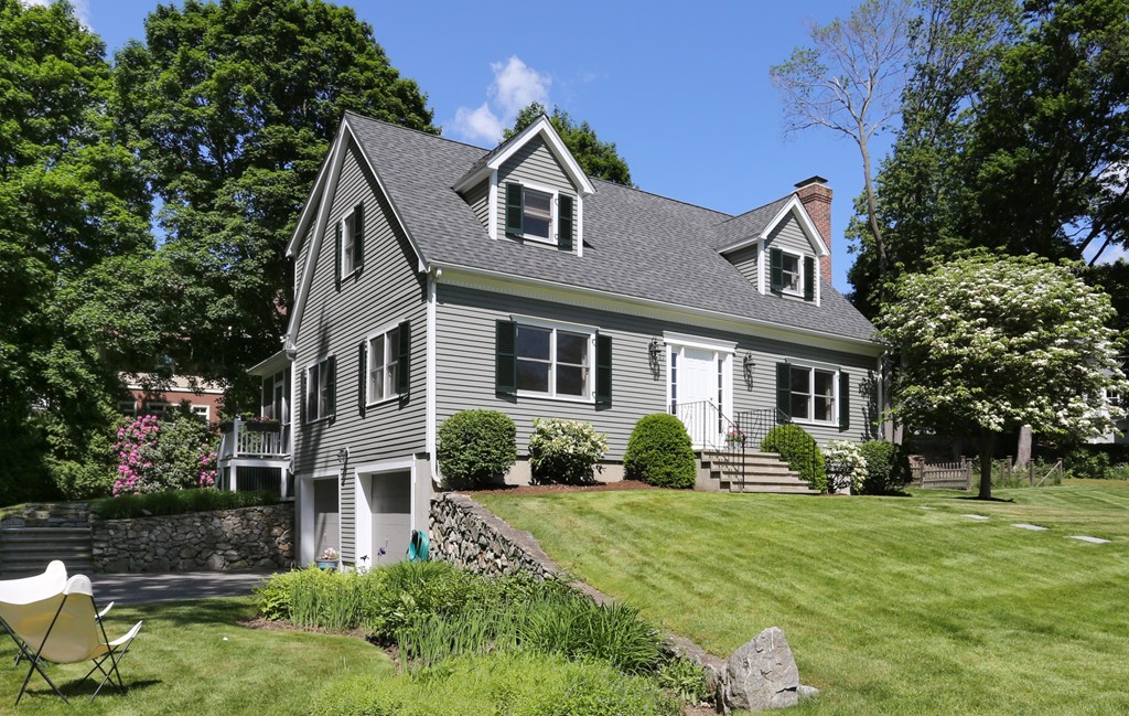 22 Stanton Street Wayland, MA 01778 - Photo 1 of 22 Gallery Image 1
