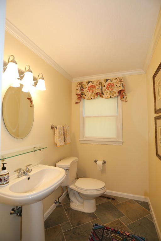 22 Stanton Street Wayland, MA 01778 - Photo 11 of 22 Gallery Image 11