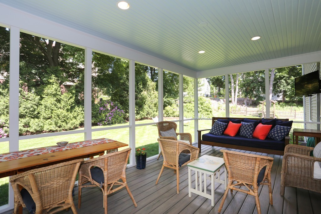 22 Stanton Street Wayland, MA 01778 - Photo 9 of 22 Gallery Image 9
