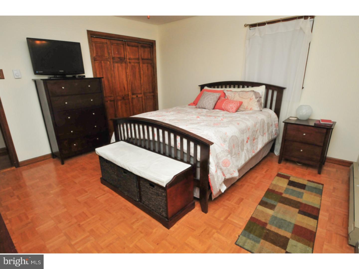 212 Winding Road Boyertown, PA 19512 - Photo 4 of 25 Gallery Image 4