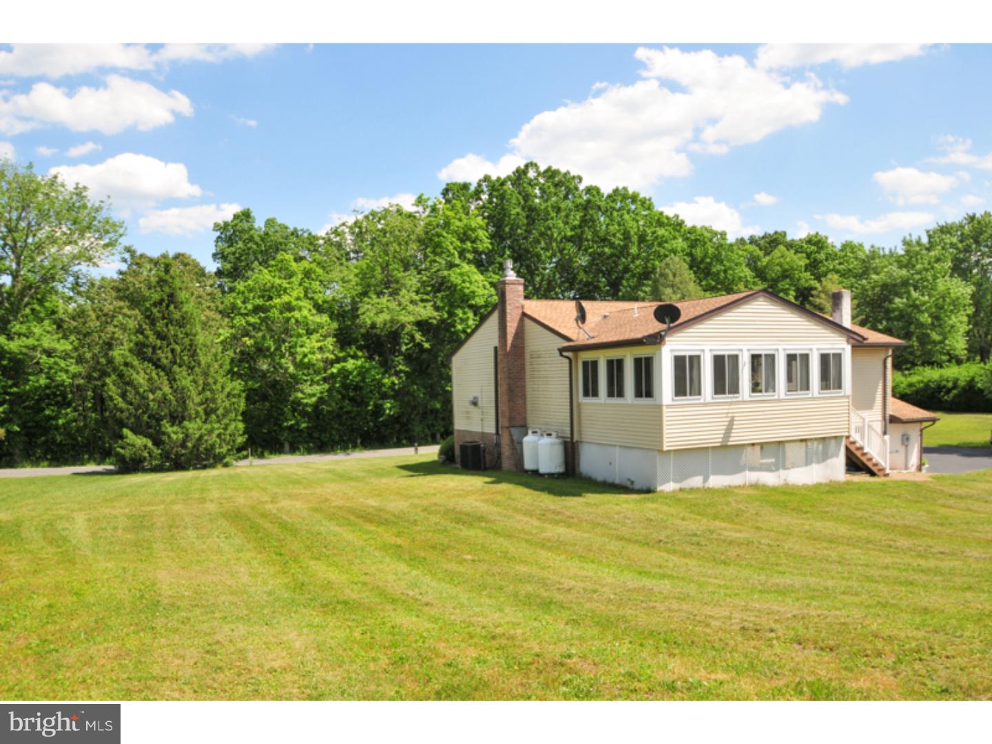 212 Winding Road Boyertown, PA 19512 - Photo 8 of 25 Gallery Image 8
