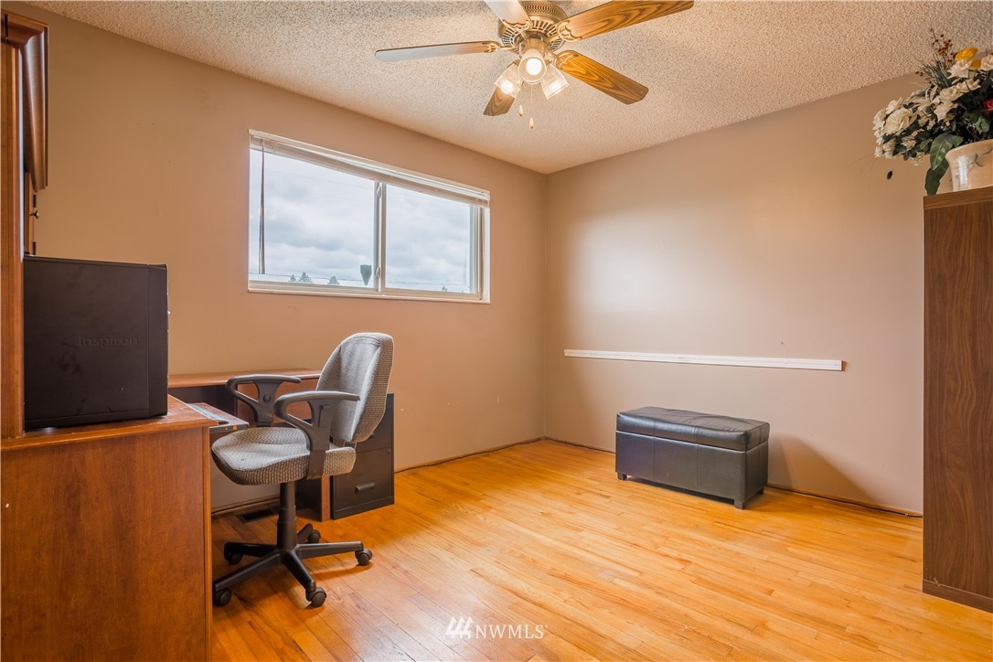 1413 South 27th Street Renton, WA 98055 - Photo 14 of 25