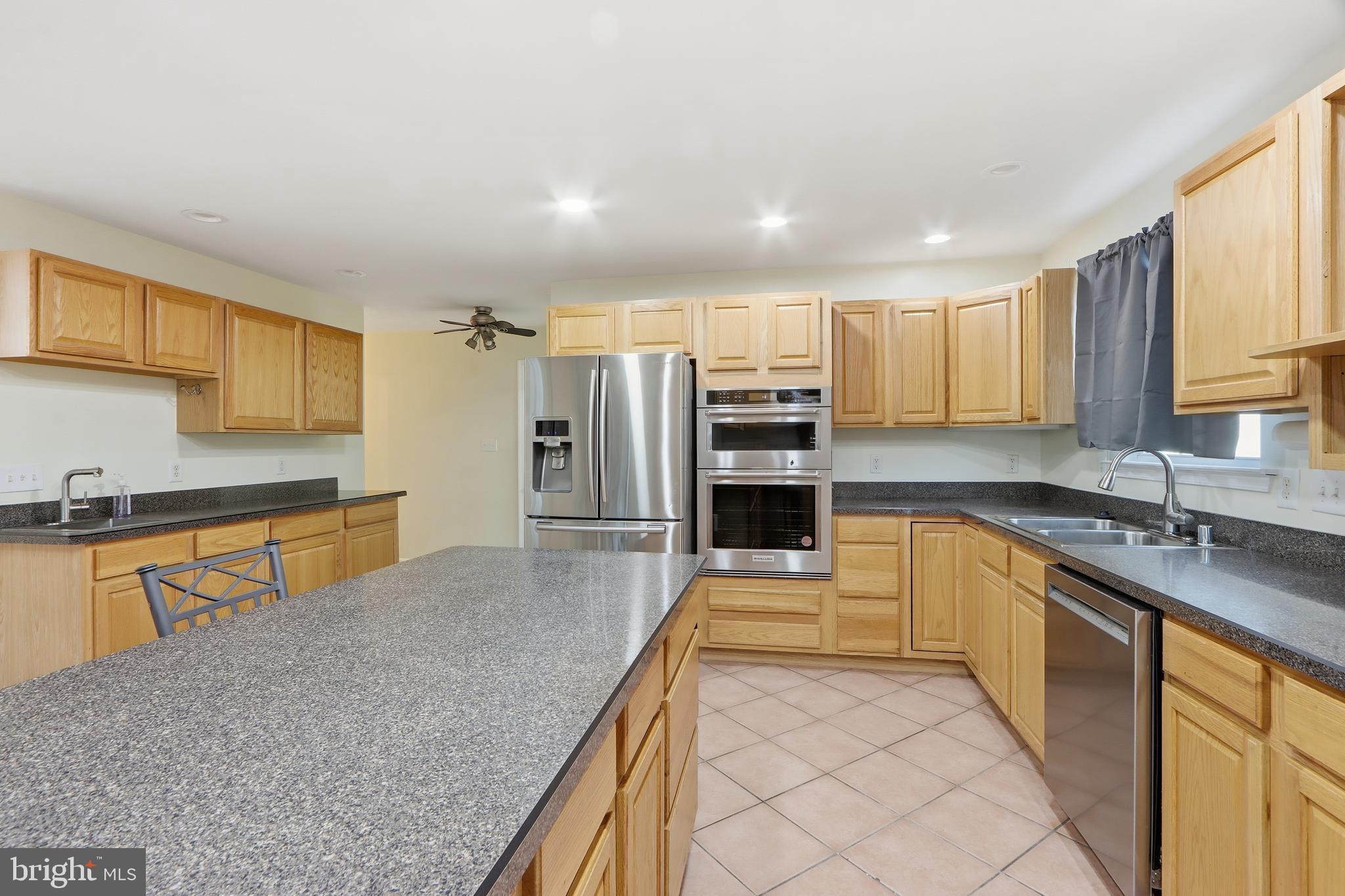 216 Daffodil Road Glen Burnie, MD 21060 - Photo 26 of 55