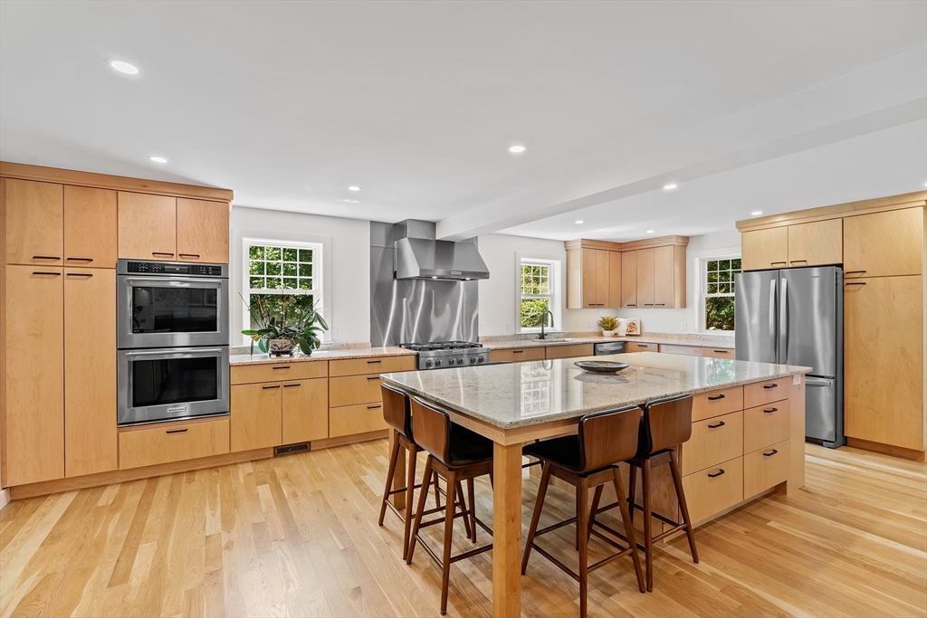 334 Farm Road Marlborough, MA 01752 - Photo 5 of 42 Gallery Image 5