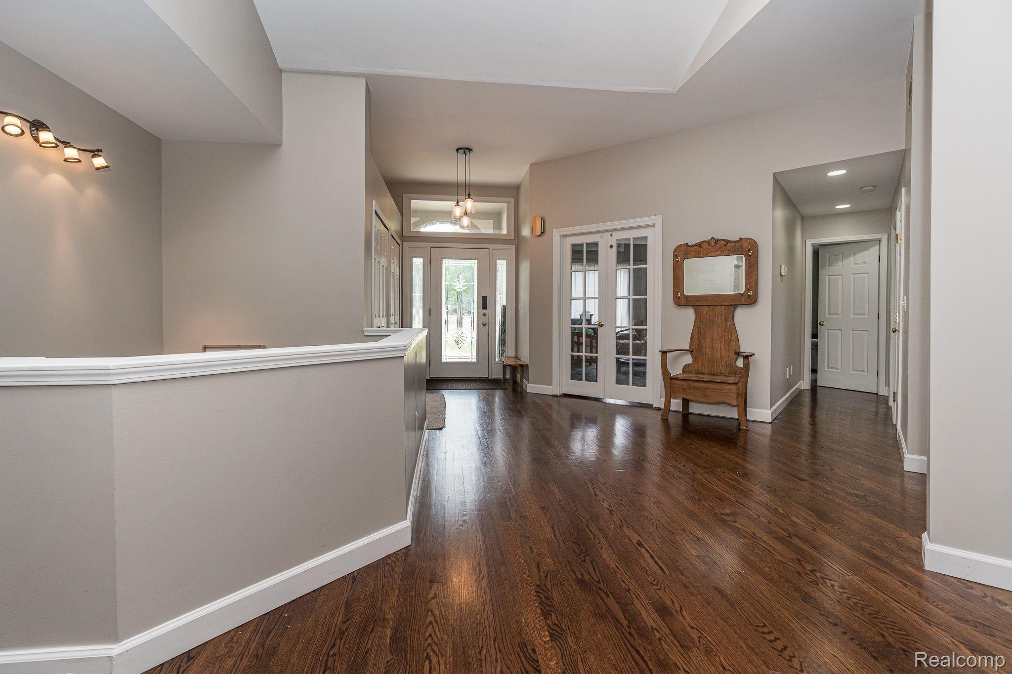 3147 Fairgrove Terrace Rochester, MI 48309 - Photo 12 of 42 Gallery Image 12