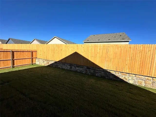 $1,900 | 1037 Raintree Road, Princeton, TX 75407