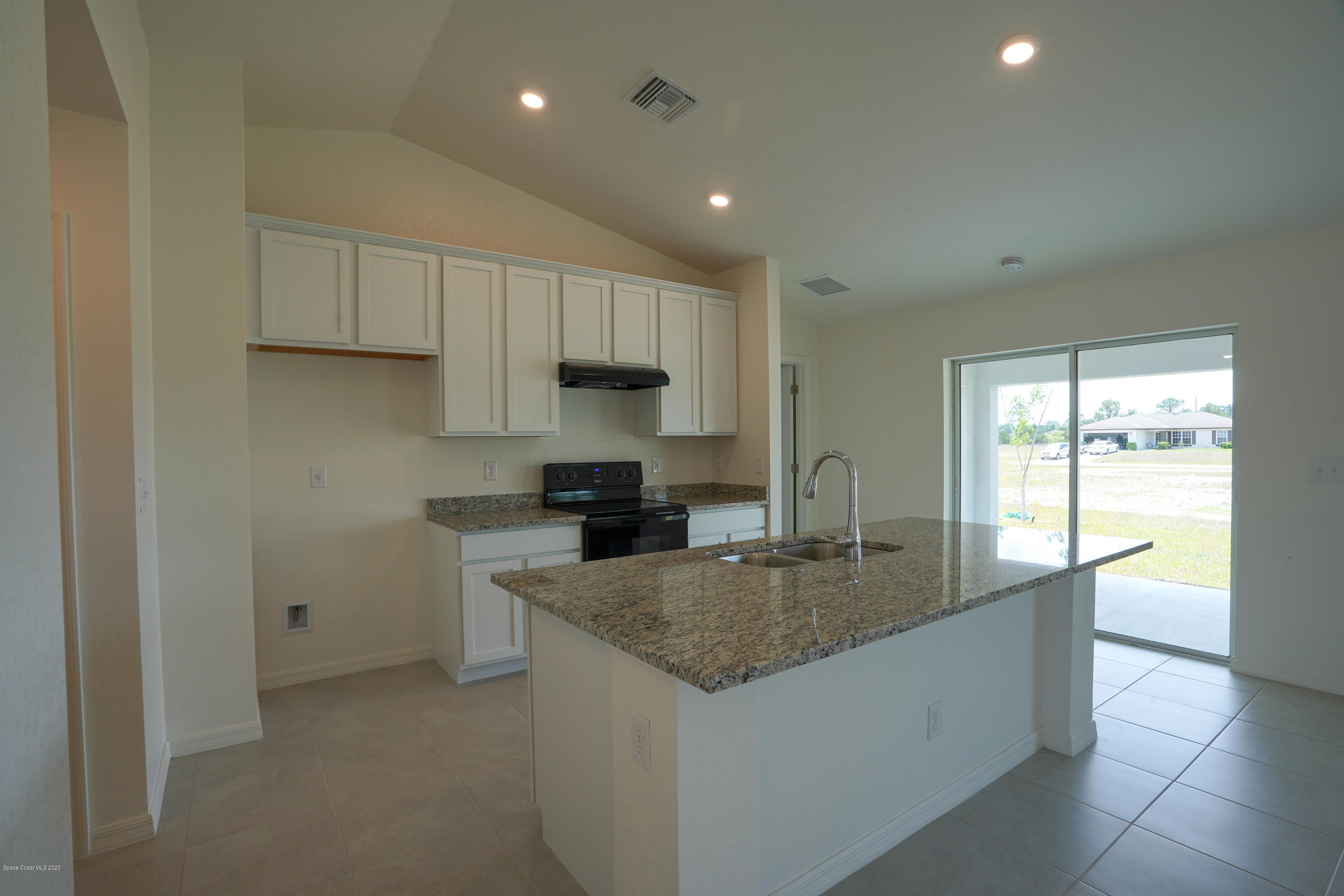 911 Raleigh Road Southeast Palm Bay, FL 32909 - Photo 4 of 21 Carlynn (3)