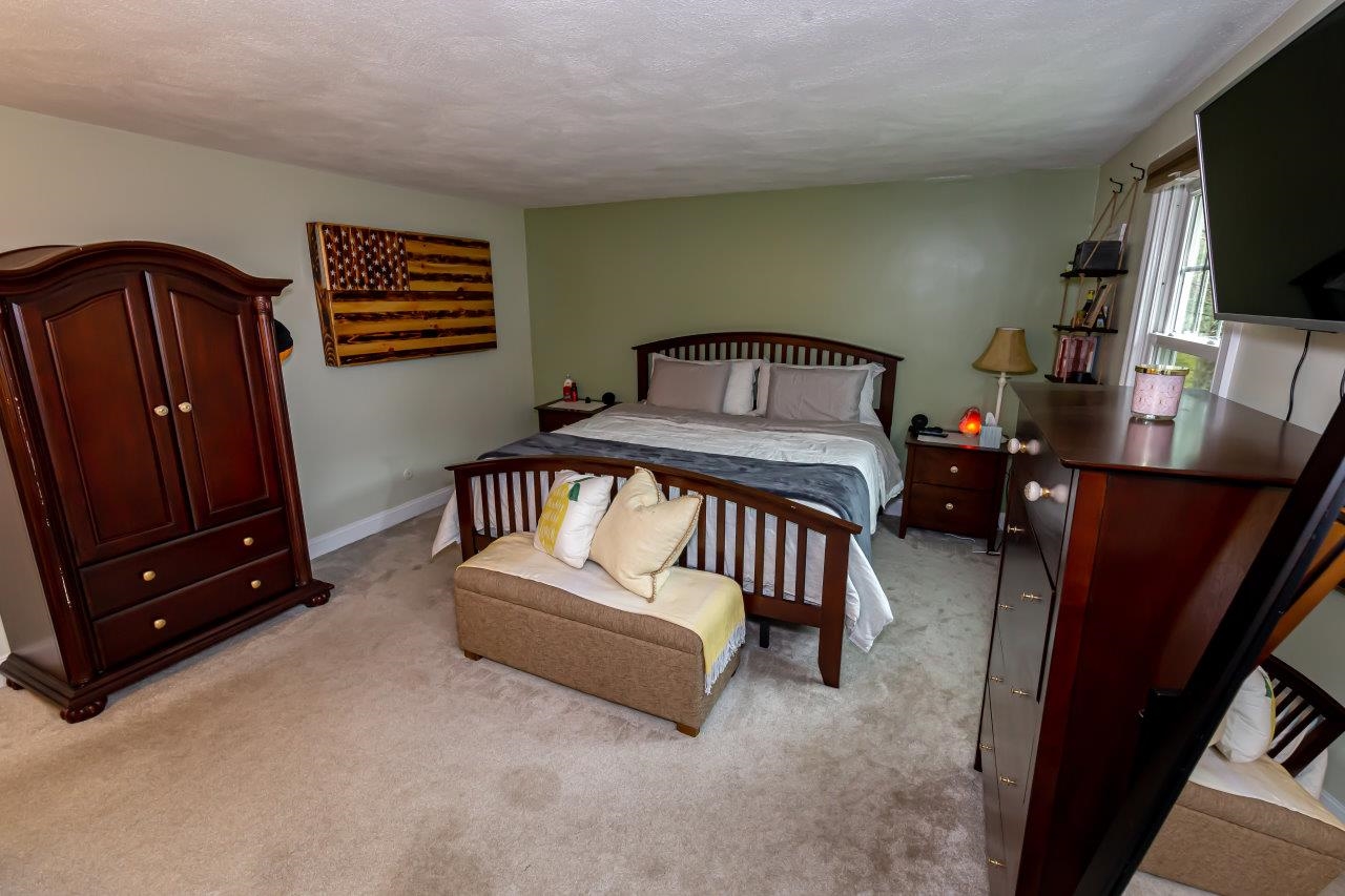 54 R Windham Road Derry, NH 03038 - Photo 20 of 40