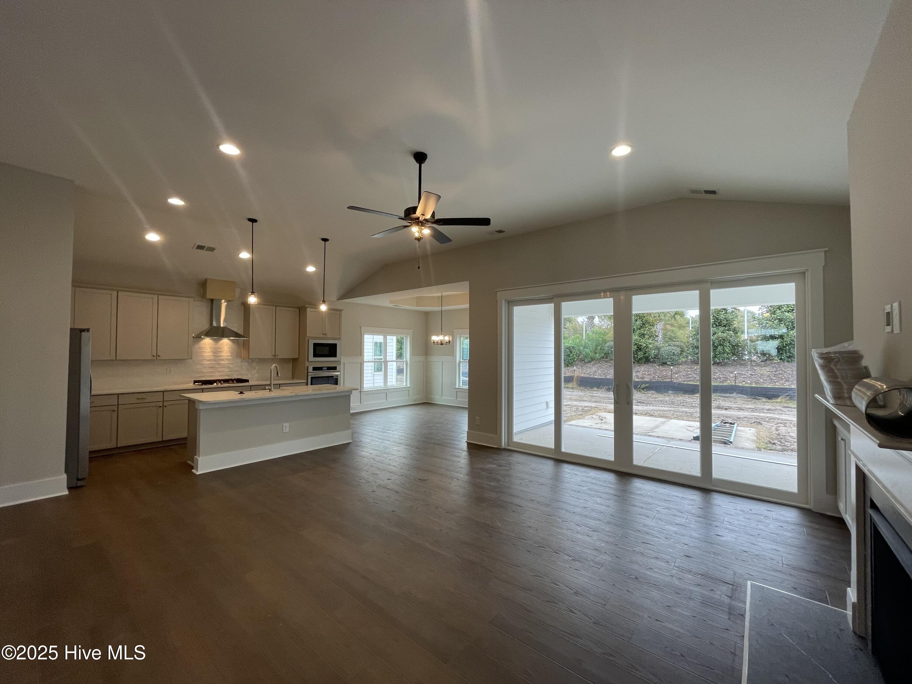 1478 Manta Ray Way Sunset Beach, NC 28468 - Photo 5 of 29 Great Room/Kitchen