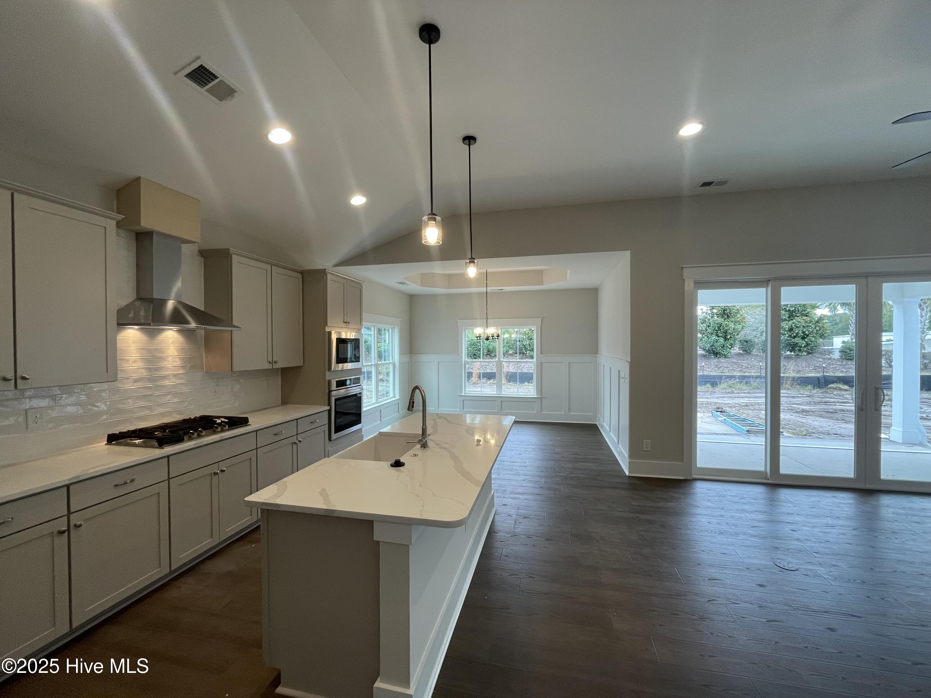 1478 Manta Ray Way Sunset Beach, NC 28468 - Photo 7 of 29 Kitchen/Dining