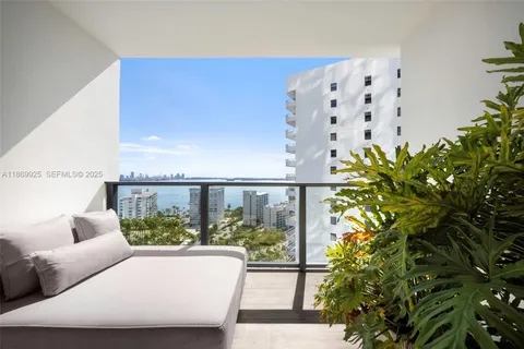 $1,550,000 | 1451 Brickell Avenue, Unit 1901, Miami, FL 33131