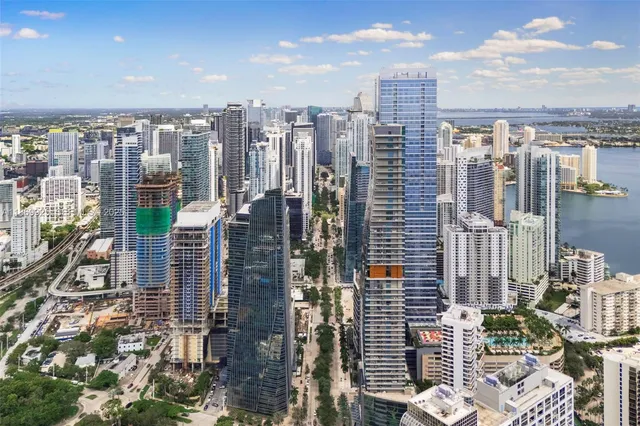 $1,550,000 | 1451 Brickell Avenue, Unit 1901, Miami, FL 33131