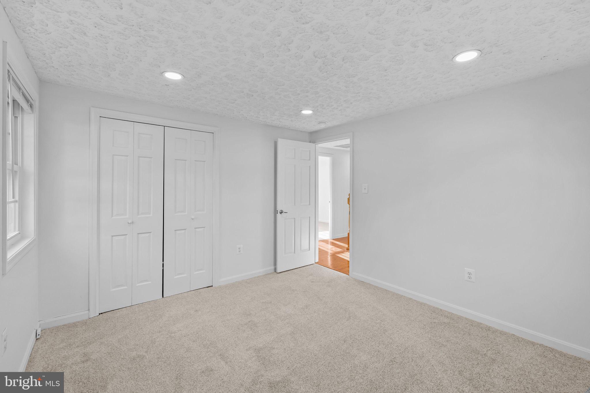 4001 Middle Ridge Drive Fairfax, VA 22033 - Photo 34 of 49 a view of an empty room
