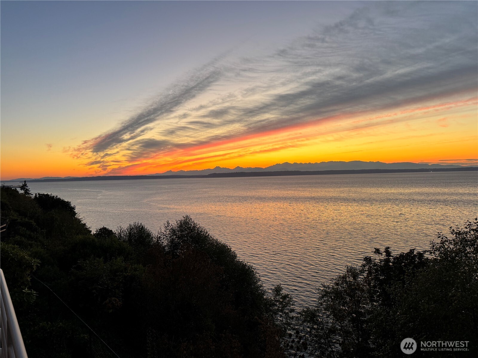 9233 Olympic View Drive Edmonds, WA 98020 - Photo 36 of 40