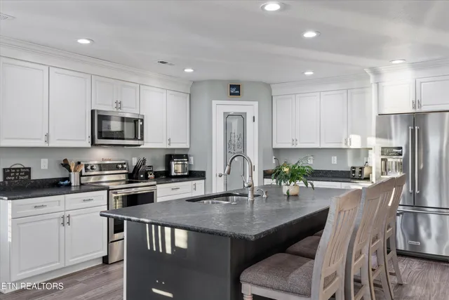 $1,299,900 | 313 Sunrise Trail, Dandridge, TN 37725