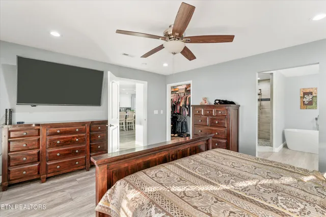 $1,299,900 | 313 Sunrise Trail, Dandridge, TN 37725