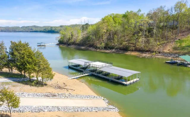 $1,299,900 | 313 Sunrise Trail, Dandridge, TN 37725