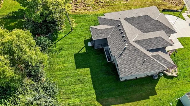 $769,900 | 4912 Northwest 70th Terrace, Kansas City, MO 64151