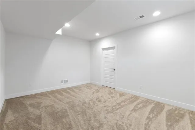 $769,900 | 4912 Northwest 70th Terrace, Kansas City, MO 64151