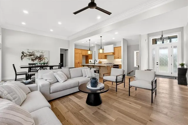 $769,900 | 4912 Northwest 70th Terrace, Kansas City, MO 64151