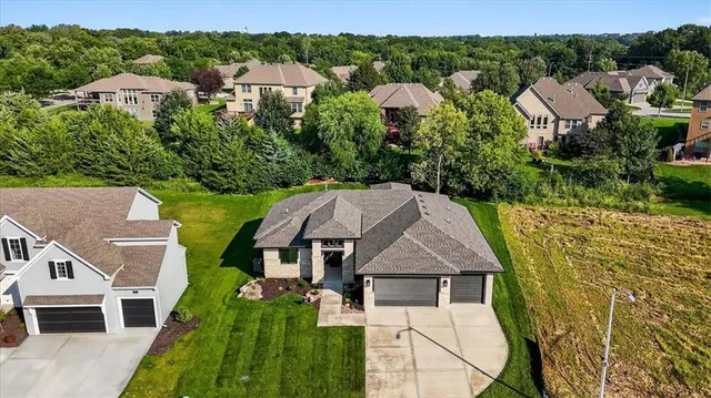 $769,900 | 4912 Northwest 70th Terrace, Kansas City, MO 64151