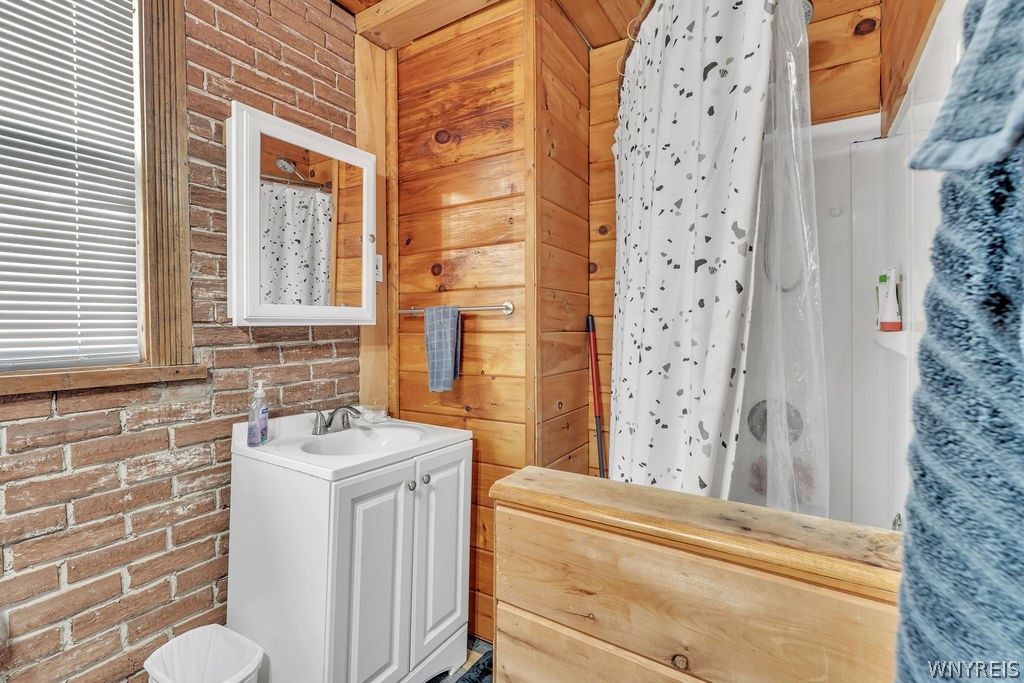 57 Martin Road Lackawanna, NY 14218 - Photo 8 of 28