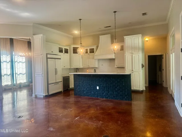 $515,000 | 101 Cherry Bark Lane, Natchez, MS 39120