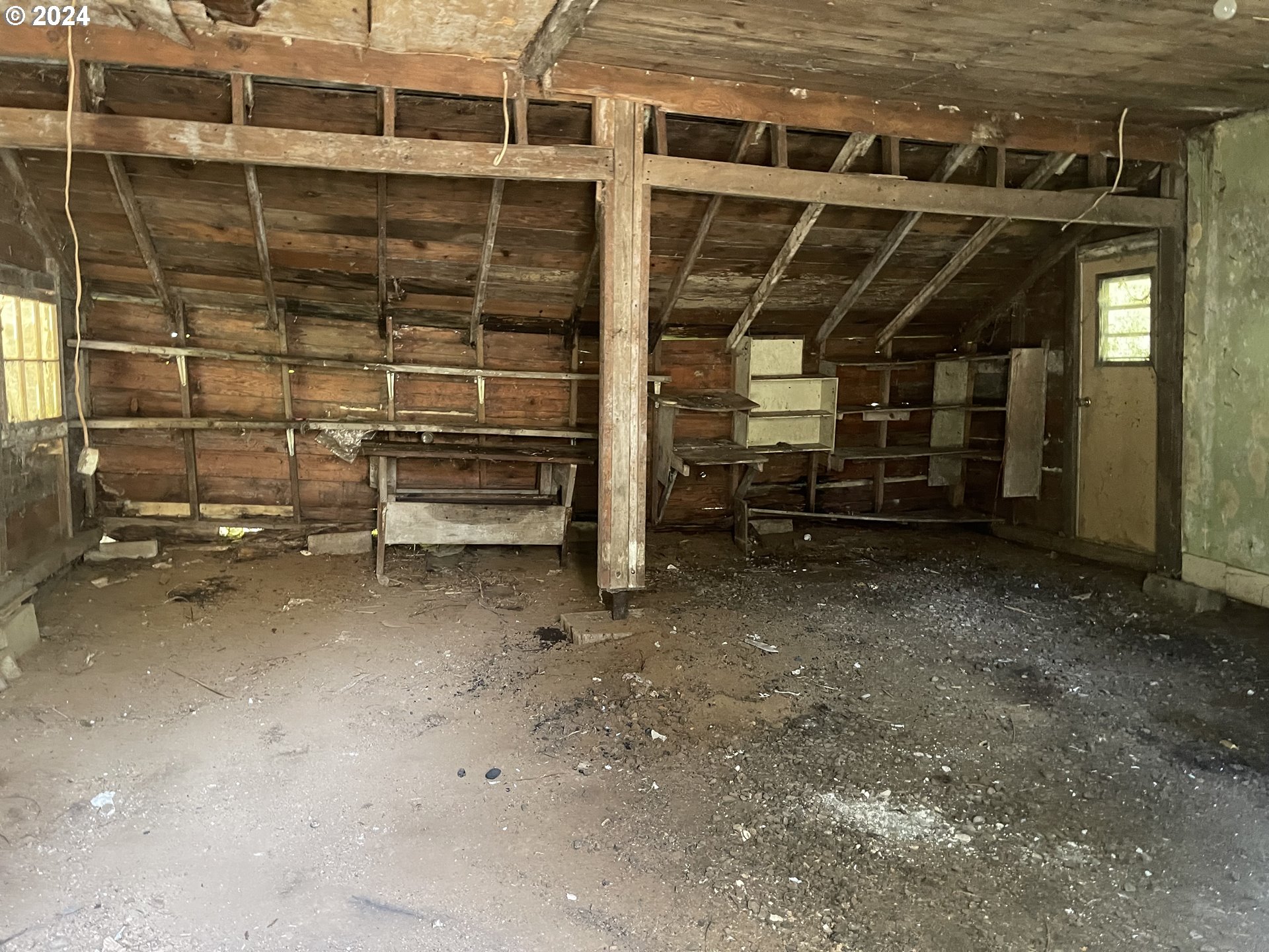 58525 Southwest Hebo Road Grand Ronde, OR 97347 - Photo 14 of 32 Gallery Image 14