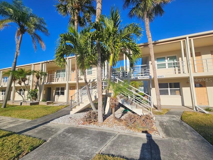 4565 Duhme Road, Unit 207 St. Petersburg, FL 33708 - Photo 1 of 9