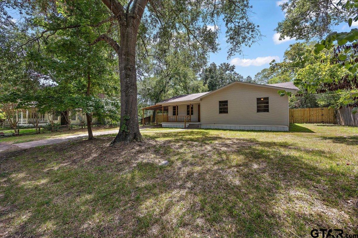 336 Butler Street Rusk, TX 75785 - Photo 5 of 29 Gallery Image 5