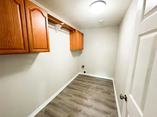 $3,700 | 6461 Danbury Lane, Dallas, TX 75214