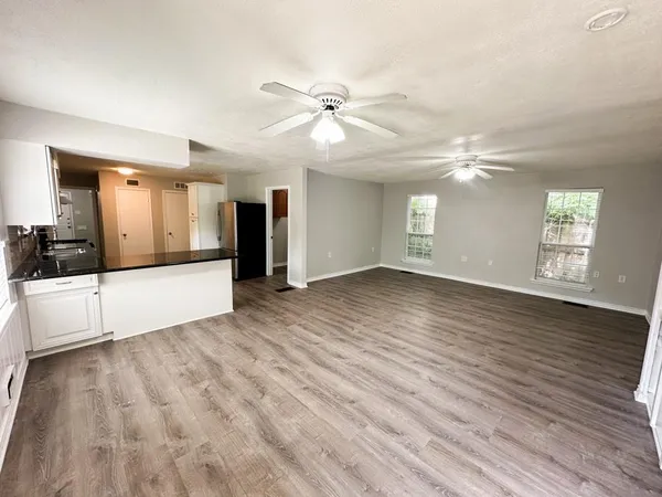 $3,700 | 6461 Danbury Lane, Dallas, TX 75214