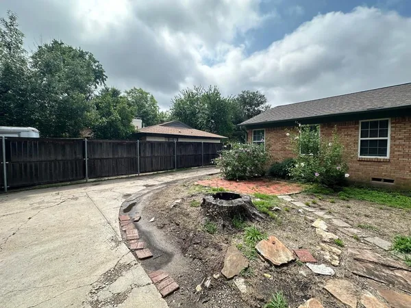 $3,700 | 6461 Danbury Lane, Dallas, TX 75214