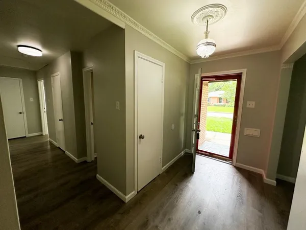 $3,700 | 6461 Danbury Lane, Dallas, TX 75214