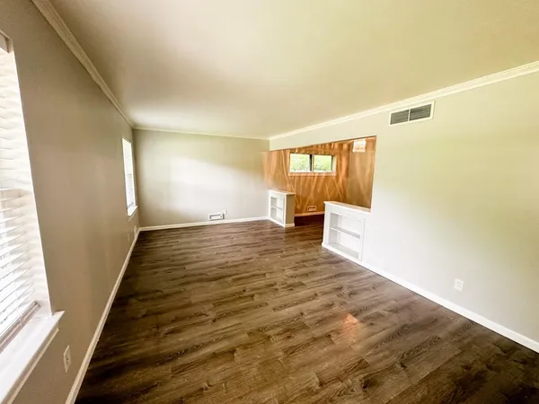$3,700 | 6461 Danbury Lane, Dallas, TX 75214